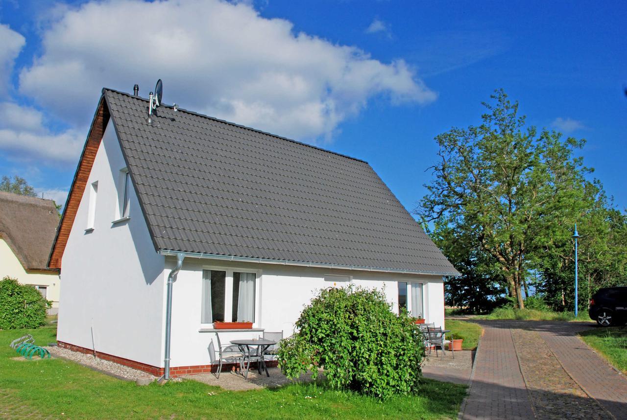 Ferienwohnungen Im Haus Am Deich Middelhagen Dış mekan fotoğraf